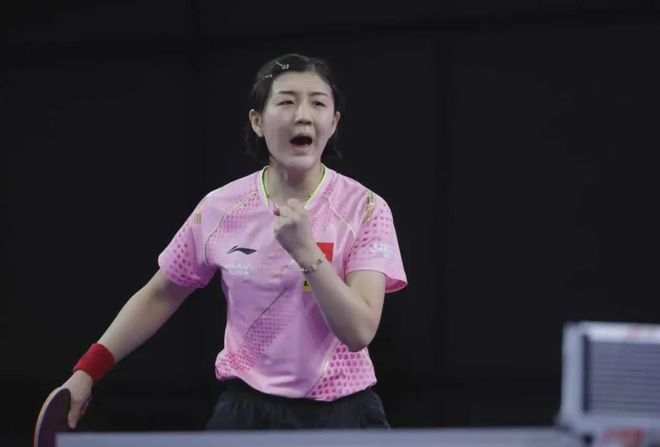 明对比的是 明对比的是