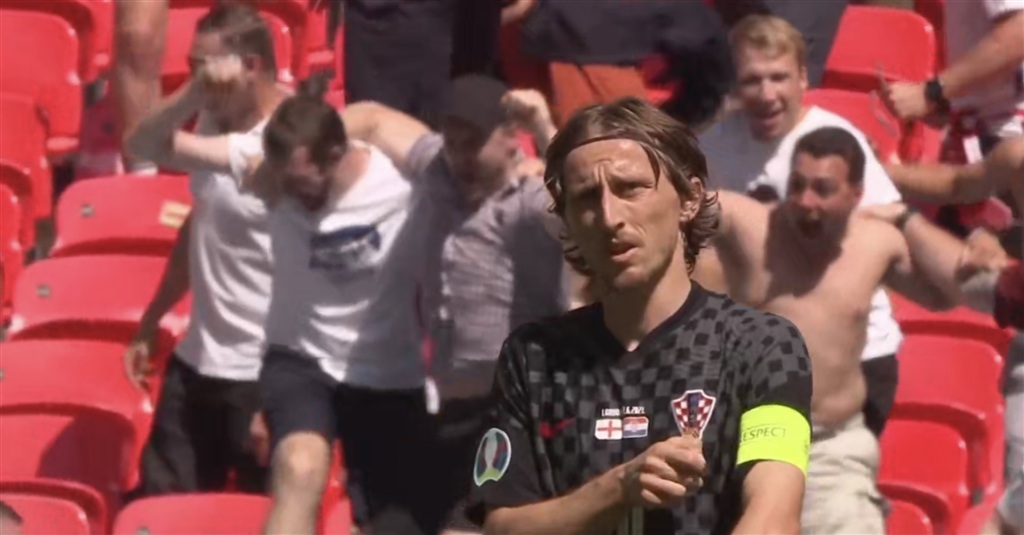 九次三振 九次三振