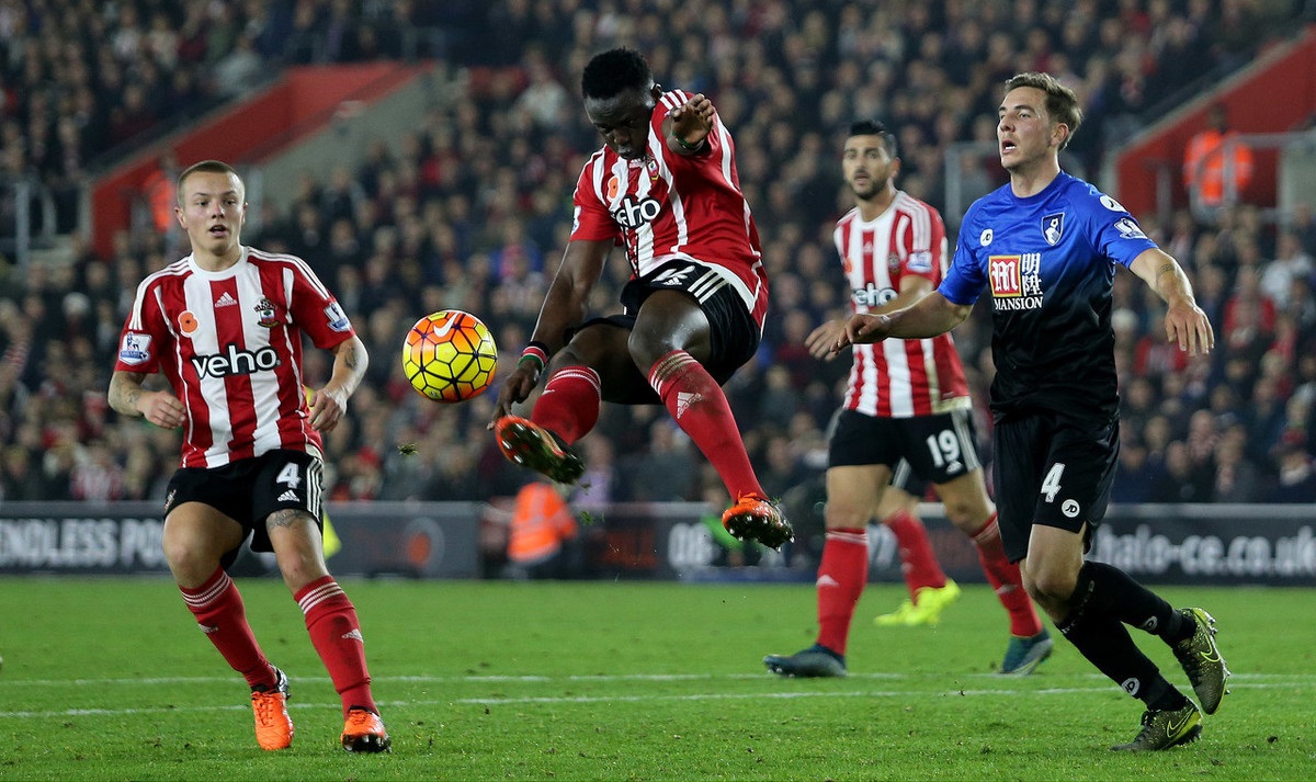 品牌形象折 品牌形象折